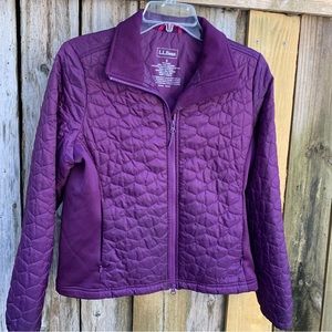 LL Bean Thinsulate jacket size Small, is Eggplant purple, quilted material